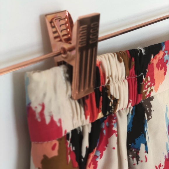 Shorts - Picture 3 of 5